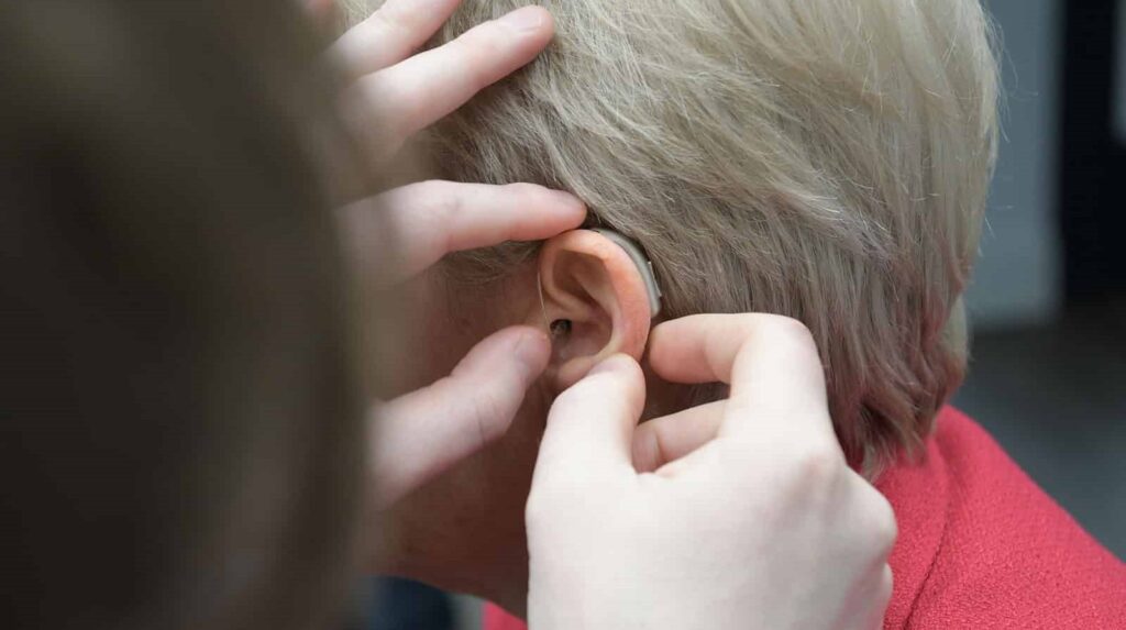 Hearing-aid-fitting-Lutterworth-6-mozweb